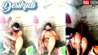 Desikudi E05 – 2022 – Desix Uncut Hindi Short Film – Hot Live